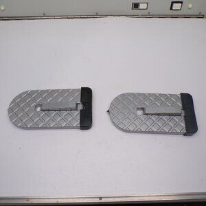 2 - Car Multi Functional Latch Door Step Glass Breaker Safety Hammers